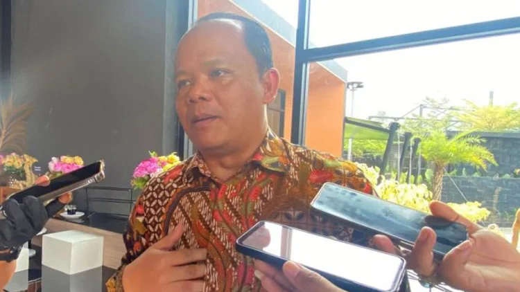 Menyusuri Jejak Religi di Garut