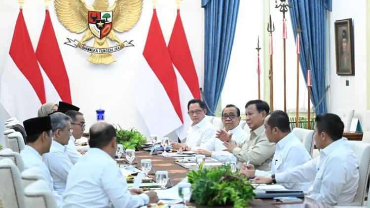 Guru Non-ASN akan Diberi Kesempatan jadi PNS dan PPPK dengan Mengikuti Tes