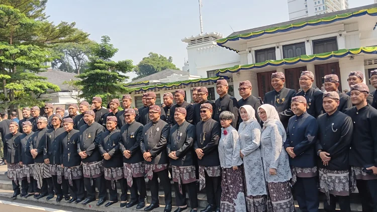 Erwin Tak Ikut Foto Bareng Farhan saat HJKB ke-216, Ungkap Tak Lagi Dilibatkan