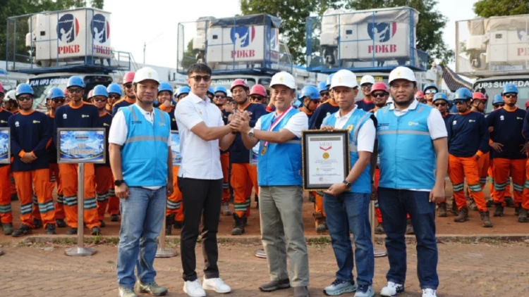 PLN UID Jabar Raih Rekor MURI, Pemeliharaan Listrik Tanpa Padam 