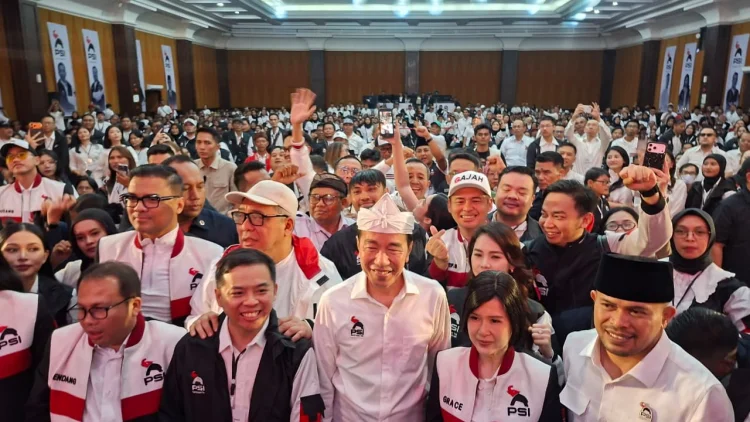 Jokowi Apresiasi Struktur PSI Bandung 100 Persen, Minta Kader Aktif di Masyarakat