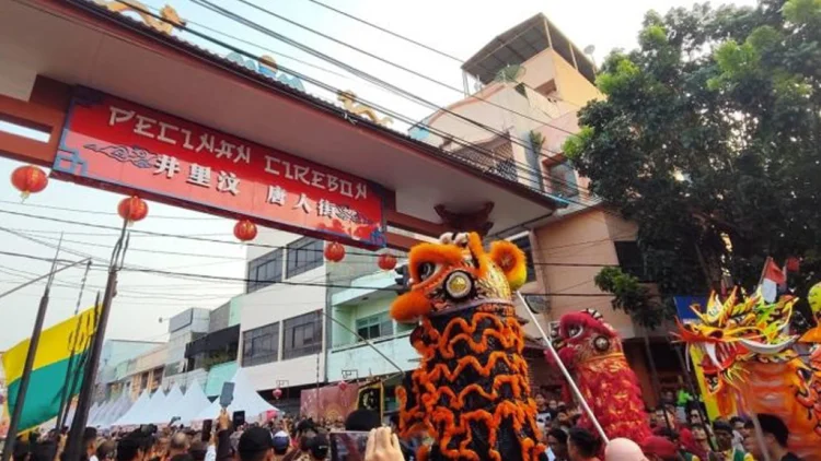 Menghidupkan Kembali Denyut Pecinan Cirebon