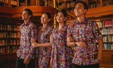 Hari Batik Nasional, JNE Dukung Kolaborasi MANDALAS dengan Yayasan Habibie & Ainun