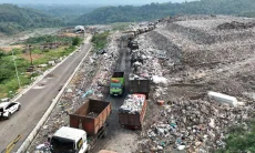 Ledakan Sampah Ancam Bandung Raya:  Menanti Batas Sarimukti