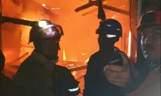 Pasar Andir  Terbakar, 10 Mobil Damkar Garut  Dikerahkan hingga Pendinginan