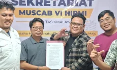 Mohamad Indra Herlambang Ambil Formulir Caketum BPC HIPMI Kota Tasikmalaya