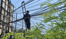 DKIS Rapikan Kabel Semrawut di Jalan Dr Cipto, Pemkot Cirebon Siapkan Ducting