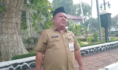 12 Proyek Tunggu Pembayaran