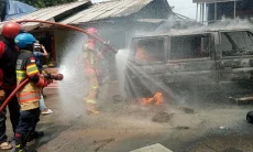 Mobil Kijang Bermuatan 8 Jeriken Bensin Terbakar di Bogor, Dua Orang Luka Bakar