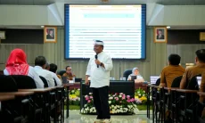 Herman Suryatman Minta Anak Tidak Sekolah di Jabar Ditangani hingga Tuntas
