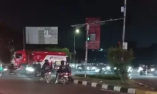 Pemotor Melanggar di Perempatan Bandung Viral, Warganet Geram