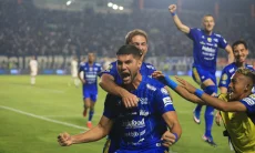 Persib Mulai Ancam Persija di Puncak: Bravo Julio