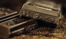 Manfaat Cokelat Hitam: Pertajam Daya Ingat dan Ampuh Redakan Stres
