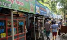 Farhan Dorong Sertifikasi Halal untuk Tingkatkan Daya Saing PKL Bandung
