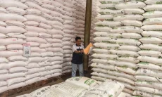 Stok Pupuk Subsidi di Tasikmalaya Capai 4.937 Ton, Petani Siap Hadapi Musim Tanam