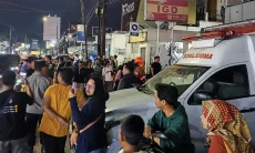 Puluhan Siswa Diduga Keracunan MBG, Ambulans Hilir Mudik ke RS Siloam Cirebon