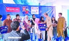 Warga Sempur Terima Bantuan Nutrisi Gratis