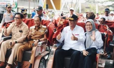 100 Becak Listrik Gratis Disalurkan untuk Pengayuh Becak di Cimahi