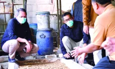 Mengolah Sampah Merawat Lingkungan