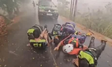 Hujan Deras Guyur Banjarbaru Kalsel, Relawan Karhutla Sujud Syukur