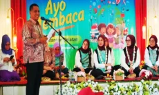 Jendela Dunia Anak Pesisir