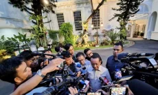 Bahlil: Pabrik Baterai CATL-Antam Segera Diresmikan
