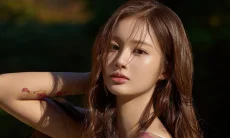 Suruh Penggemar Mandi Sebelum Bertemu Dirinya, Sullyoon NMIXX Minta Maaf