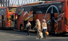 Transjakarta Mau Sampai Kota Bandung? Farhan Ungkap Moda Transportasi yang Tersedia