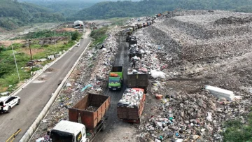Ledakan Sampah Ancam Bandung Raya:  Menanti Batas Sarimukti