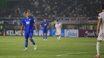 Igor Tolic Ambil Risiko Mainkan Gakuto Notsuda di Laga Persib vs Melbourne Victory FC