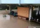 Duh, Area Parkir Rumah Sakit di Bekasi Terendam Banjir