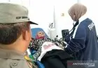 Nenek Ipah Ditemukan Selamat Setelah 6 Hari Hilang di Gunung Pisitan