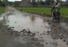 Duh, Sejumlah Ruas Jalan di Garut Bolong-bolong Lagi
