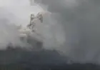 Gunung Merapi Luncurkan Awan Panas Guguran Sejauh 2 Km