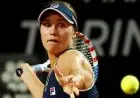 Kesulitan di Awal, Sofia Kenin Melaju ke Babak Kedua