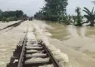 Perjalanan KA Dibatalkan Akibat Terendam Banjir
