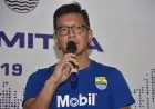 Unggah Logo Persib, Teddy Tjahjono Sebut Danny Guthrie Cari Panggung