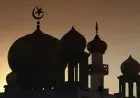Nggak Sempat Mandi, Masuk Masjid Bau Keringat, Hukumnya?