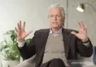 Kata Michael Douglas Soal Film 'Superhero' dan Layanan Streaming