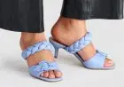 Masuk Musim Baru, Coach Rilis Sandal Mollie Warna-warni
