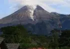 Gunung Merapi Luncurkan Awan Panas Hingga 2 Km