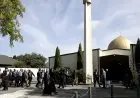 Kontroversi, Hukum Orang Kafir Masuk ke Masjid