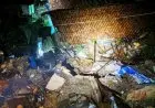 Tebing Tujuh Meter Longsor Timpa Dua Rumah 