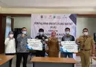 bank bjb Salurkan KUR pada Pembudidaya Ikan Petani Milenial Jabar