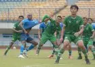 Robert Alberts Masih Kesulitan Tentukan Starting Eleven Persib untuk Liga 1 2021