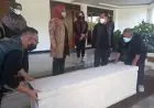 Terima Bantuan Peti Jenazah, Bupati Bogor Ajak  Gotong Royong