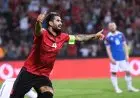 Lazio Bela Elseid Hysaj Usai Diserang Pendukung Garis Keras