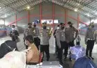 Gerai Vaksin Polresta Cirebon Diserbu Supporter Sepak Bola