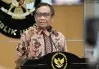 Menko Polhukam: Pemerintah Akan Terus Awasi Penyaluran Bansos
