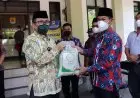 3.000 Paket Bansos Beras Kemensos Disalurkan di Kabupaten Cirebon